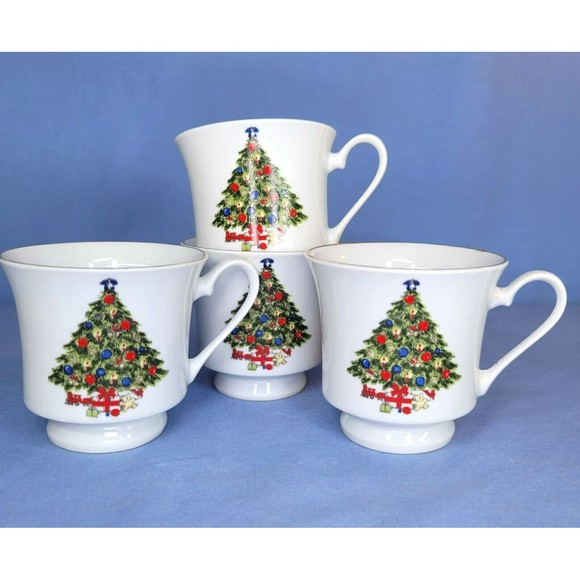 Christmas Tree Tea Coffee Mugs Gold Trim 4 Cups SEA GULL Fine China - Picture 1 of 6